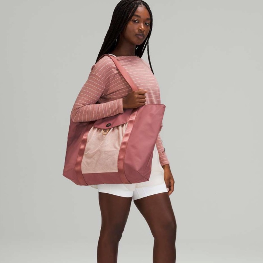 Lululemon Take it On Tote Bag 24L